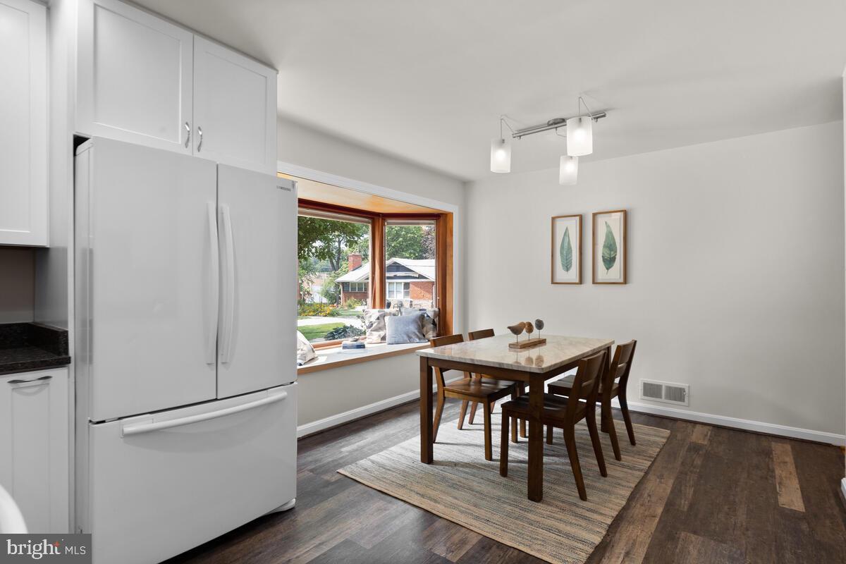 1600 Lansdowne Way Silver Spring, MD 20910 - Photo 18 of 53 Gallery Image 18