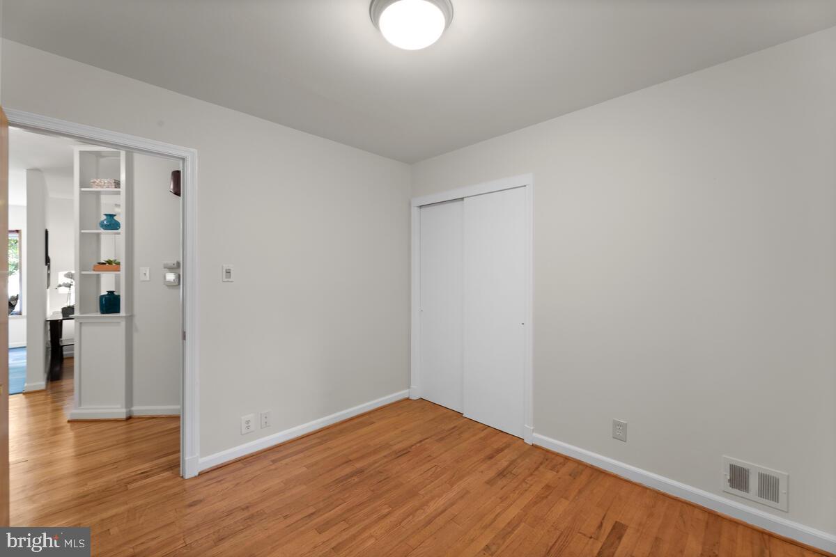 1600 Lansdowne Way Silver Spring, MD 20910 - Photo 25 of 53 Gallery Image 25