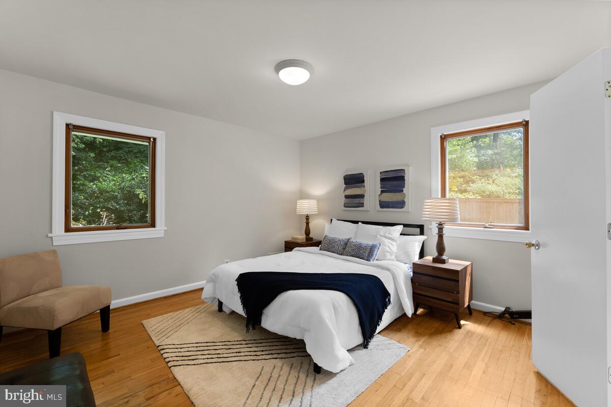 1600 Lansdowne Way Silver Spring, MD 20910 - Photo 4 of 53 Gallery Image 4