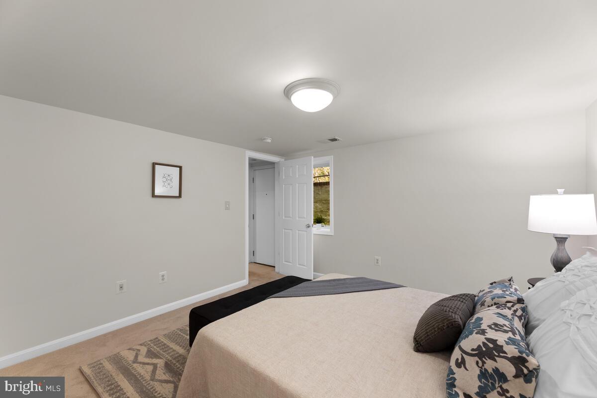 1600 Lansdowne Way Silver Spring, MD 20910 - Photo 32 of 53 Gallery Image 32