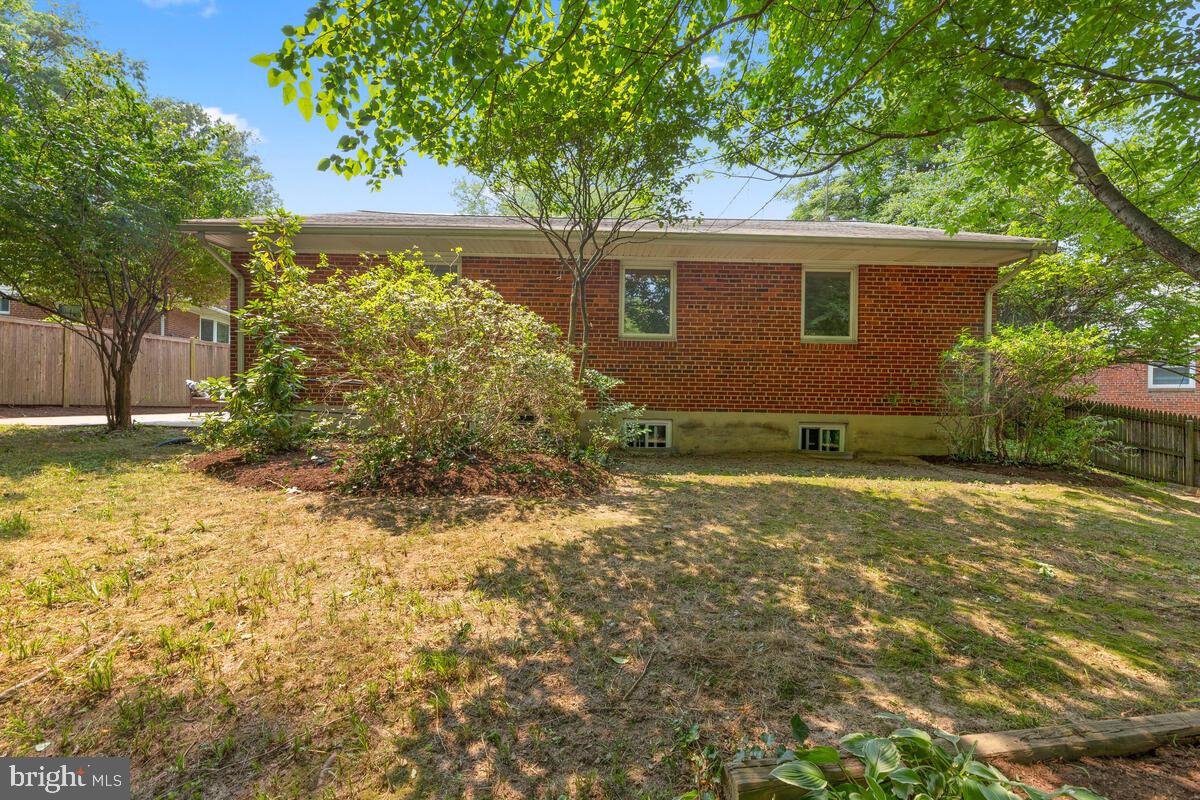 1600 Lansdowne Way Silver Spring, MD 20910 - Photo 45 of 53 Gallery Image 45