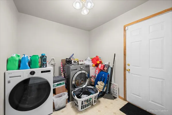 $428,800 | 4447 West Lawn Avenue, Waukegan, IL 60085
