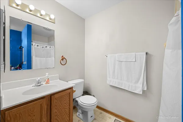 $428,800 | 4447 West Lawn Avenue, Waukegan, IL 60085