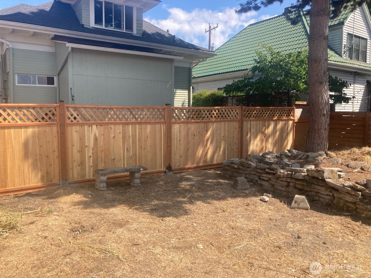 214 23rd Avenue Seattle, WA 98122 - Photo 9 of 14 a backyard of a house