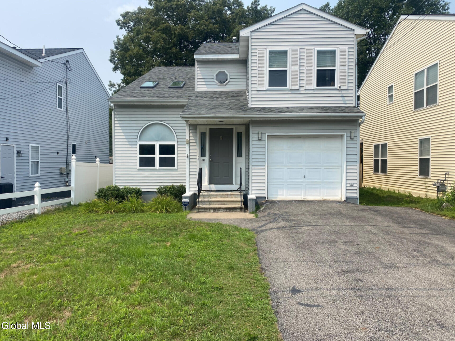 491 Chadwick Road Schenectady, NY 12304 - Photo 2 of 23 2