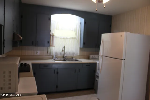 $225,000 | 209 Oak Street, Wallace, NC 28466