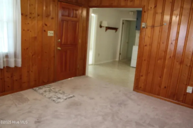 $225,000 | 209 Oak Street, Wallace, NC 28466