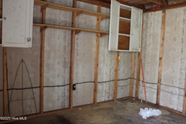 $225,000 | 209 Oak Street, Wallace, NC 28466