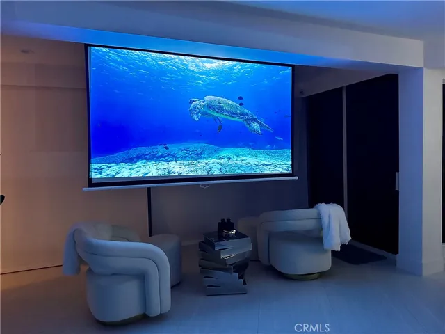 $10,900 | 31561 Table Rock Drive, Unit 105, Laguna Beach, CA 92651