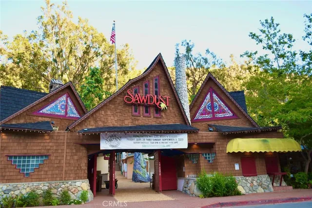 $12,900 | 31561 Table Rock Drive, Unit 105, Laguna Beach, CA 92651