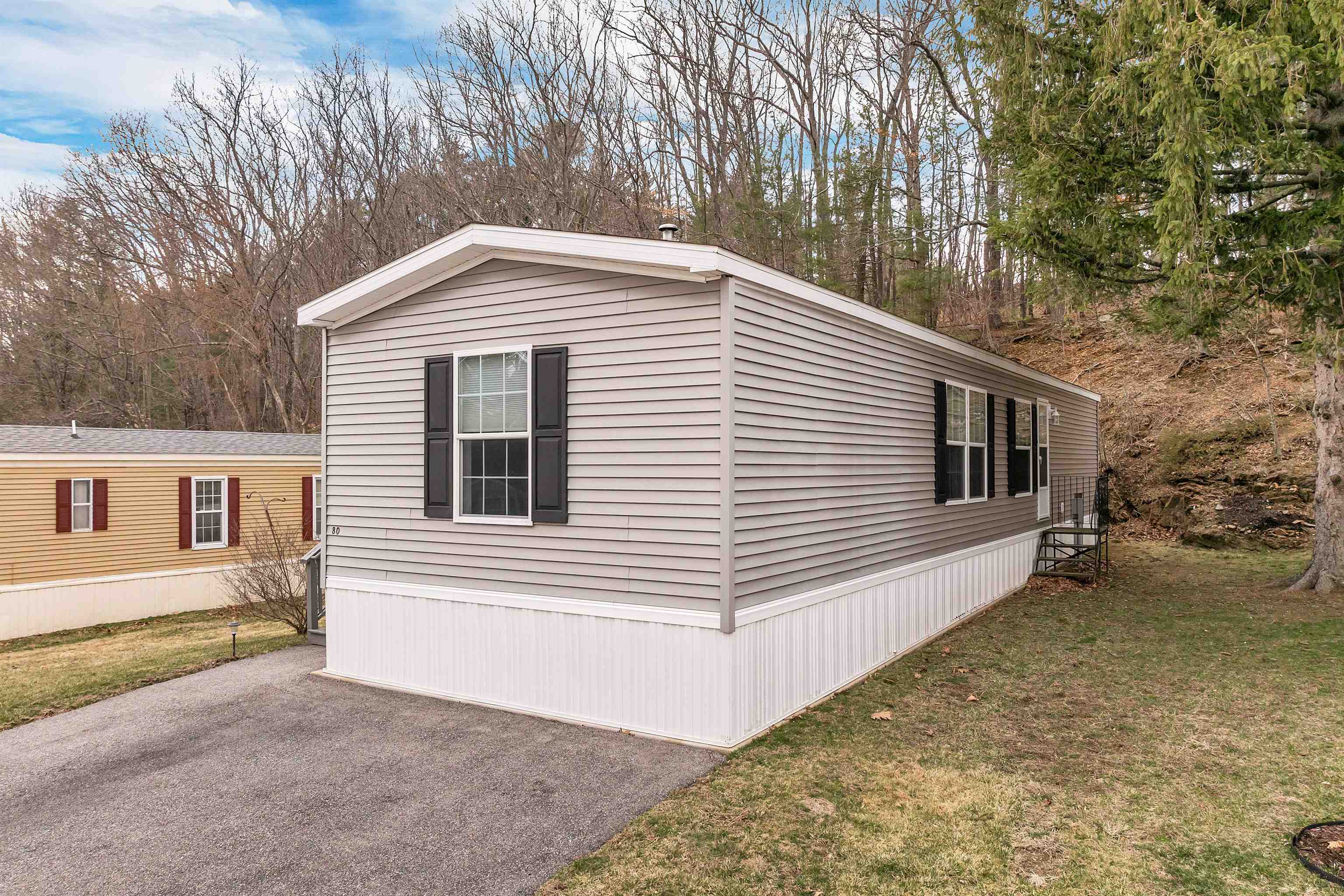 80 Hayes Park Exeter, NH 03833 - Photo 25 of 33