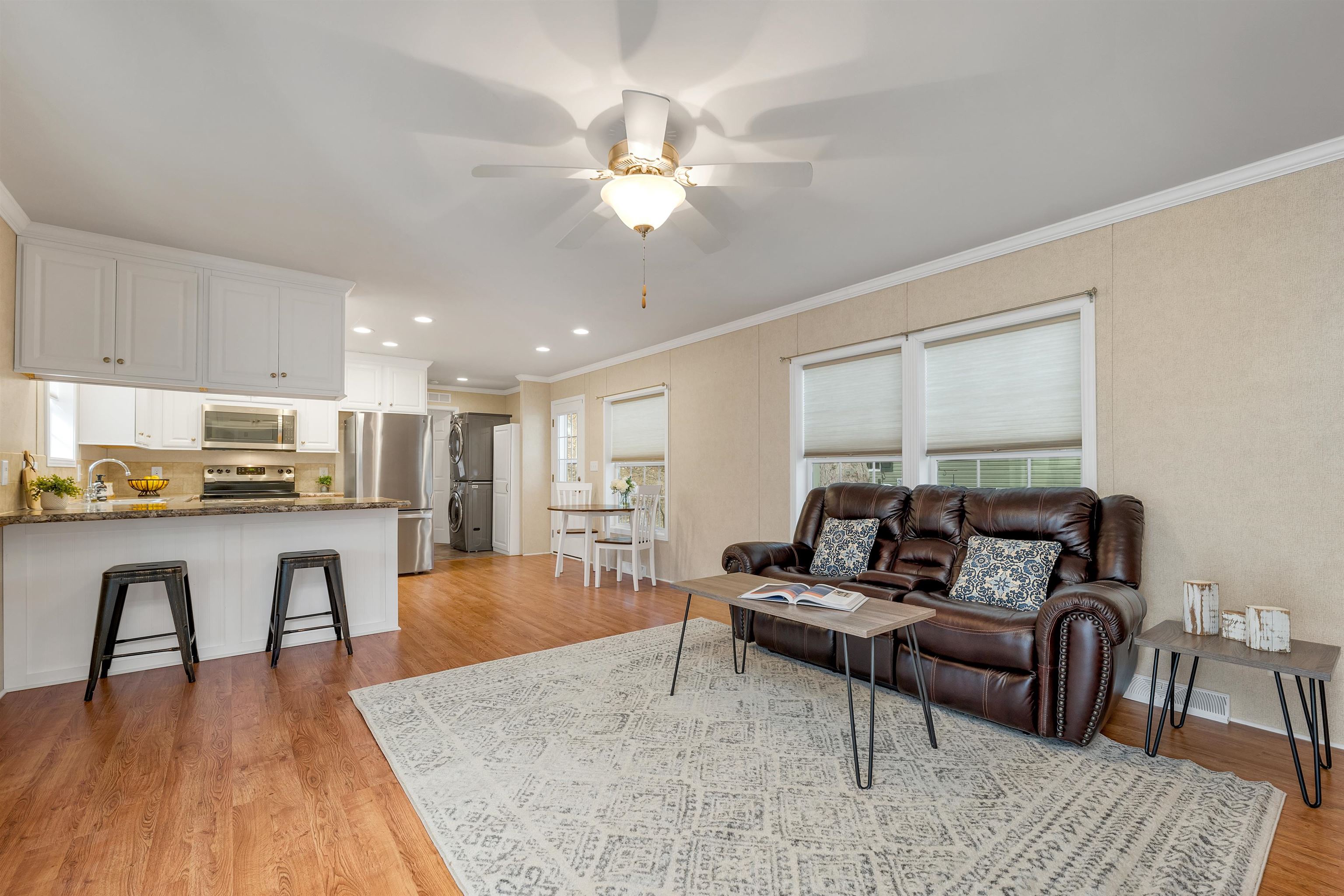 80 Hayes Park Exeter, NH 03833 - Photo 4 of 33