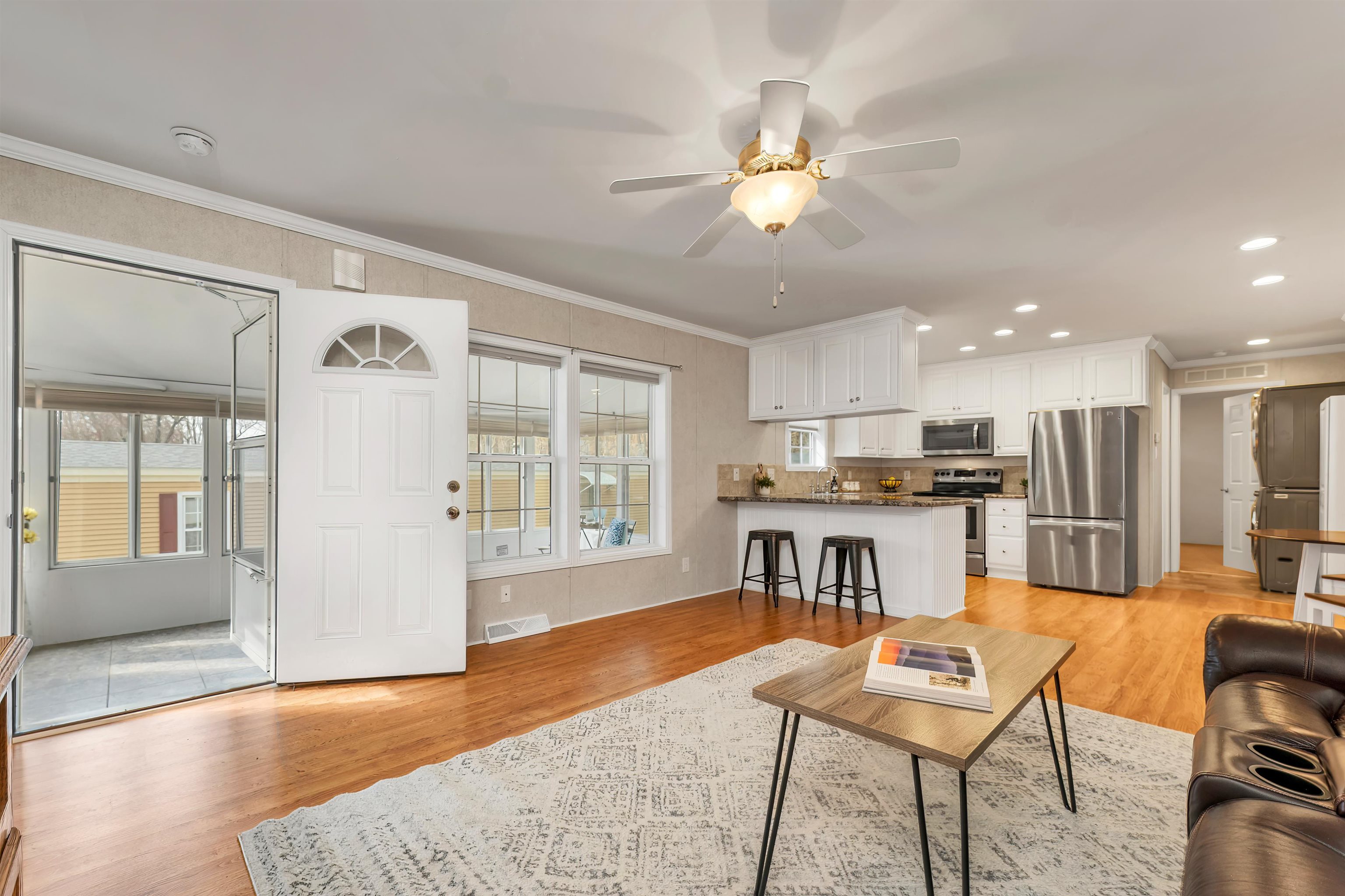 80 Hayes Park Exeter, NH 03833 - Photo 5 of 33