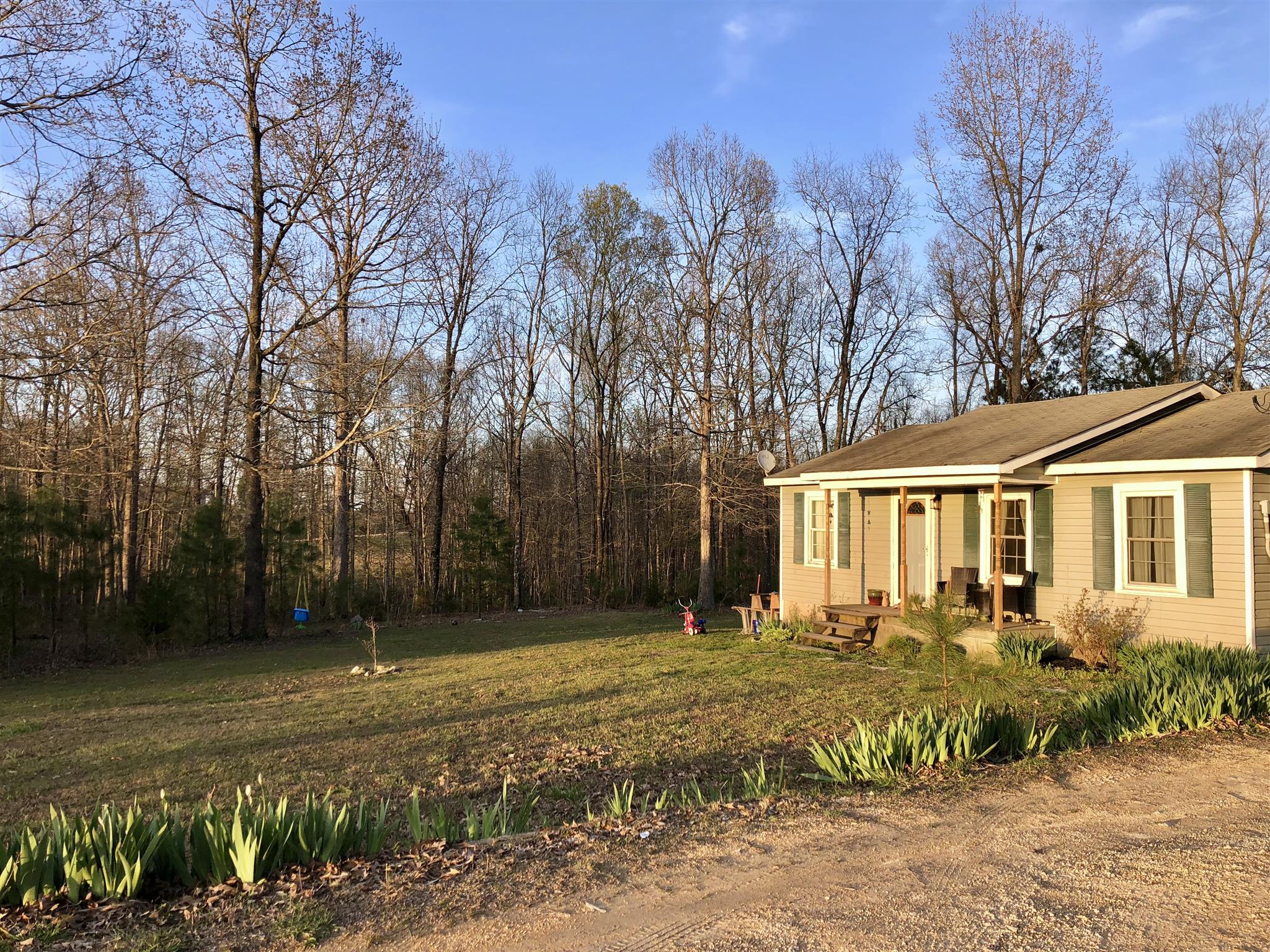 219 Cemetery Road Lawrenceburg, TN 38464 - Photo 1 of 18 Gallery Image 1