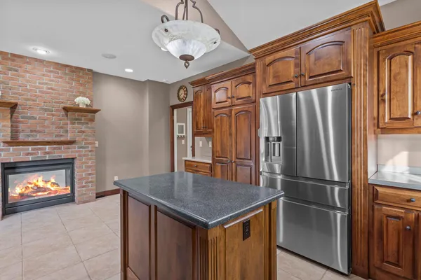 $789,000 | 4354 Hilton Head Drive, Oneida, WI 54155