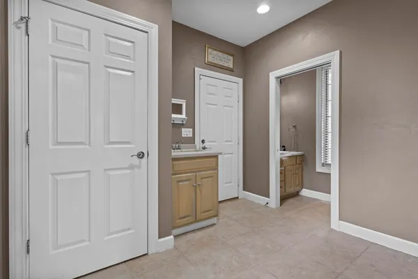 $789,000 | 4354 Hilton Head Drive, Oneida, WI 54155