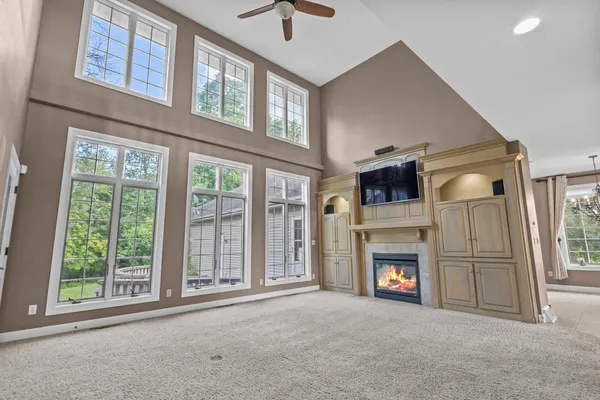 $789,000 | 4354 Hilton Head Drive, Oneida, WI 54155