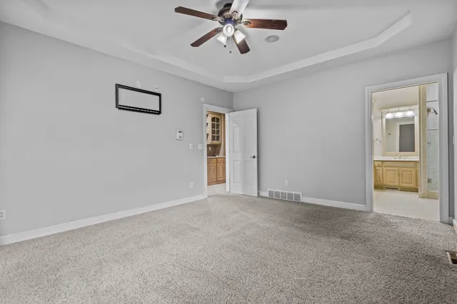 $809,900 | 4354 Hilton Head Drive, Oneida, WI 54155