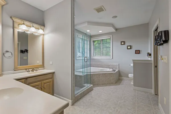 $789,000 | 4354 Hilton Head Drive, Oneida, WI 54155