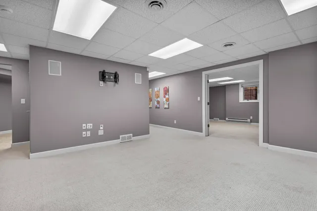 $809,900 | 4354 Hilton Head Drive, Oneida, WI 54155