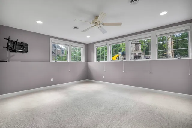 $809,900 | 4354 Hilton Head Drive, Oneida, WI 54155