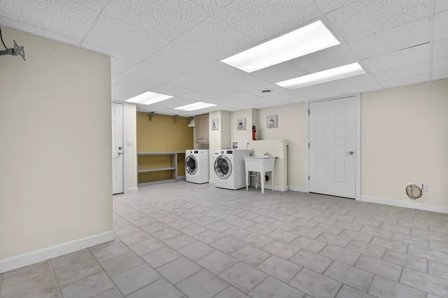 $809,900 | 4354 Hilton Head Drive, Oneida, WI 54155