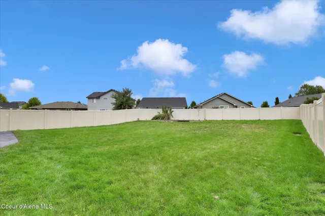 $585,000 | 2031 West Yaquina Drive, Post Falls, ID 83854
