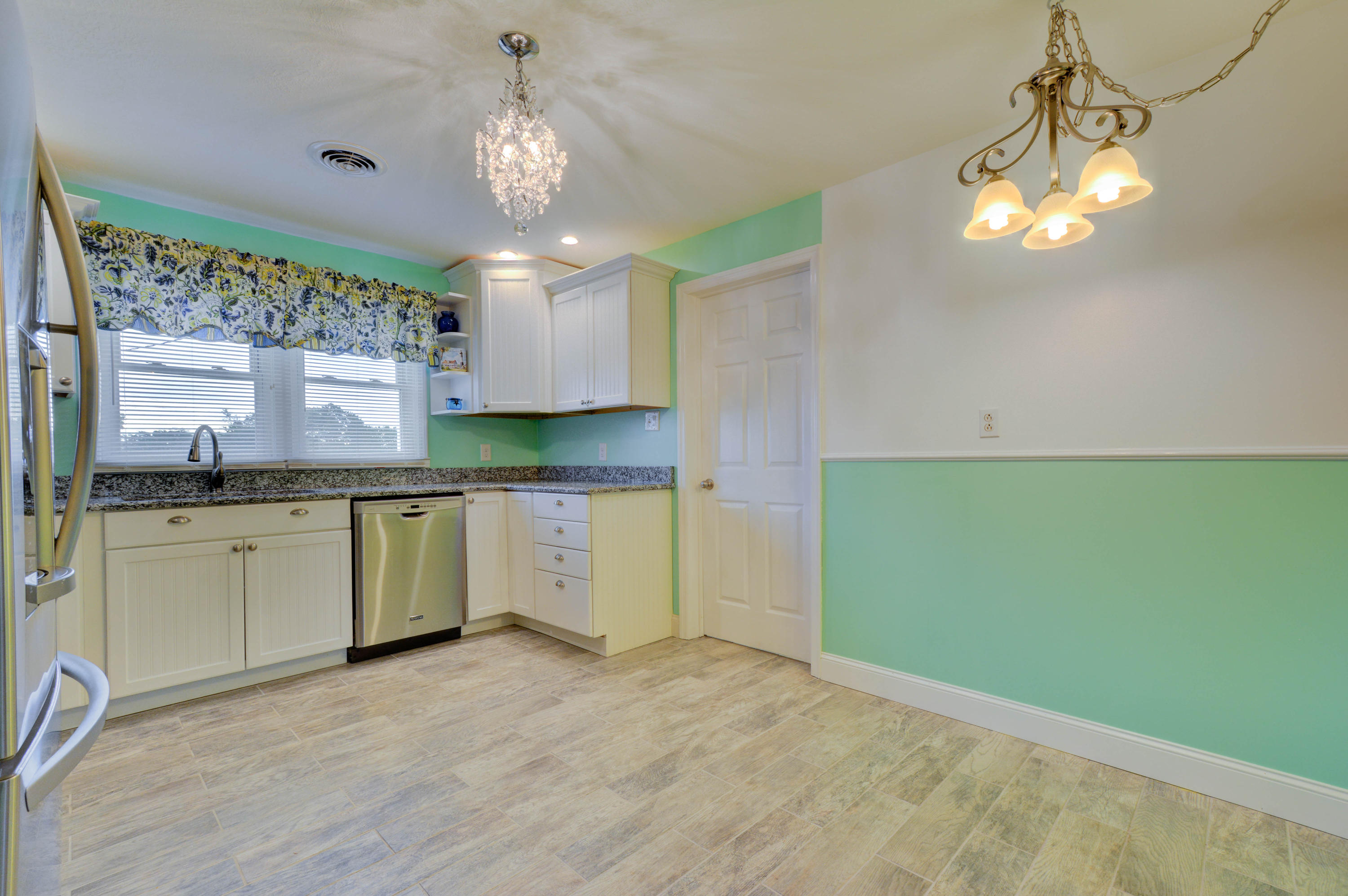 105 Peach Orchard Road Clinton, TN 37716 - Photo 9 of 24 9
