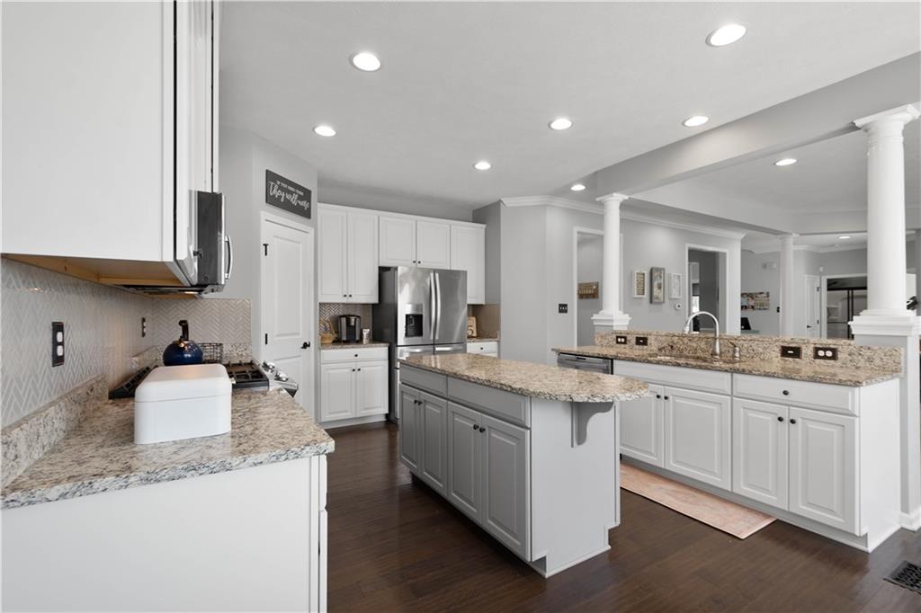 4528 Walnut Ridge Circle McDonald, PA 15057 - Photo 12 of 50