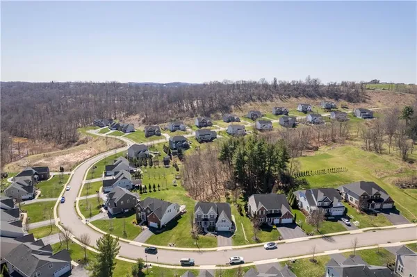 $675,000 | 4528 Walnut Ridge Circle, McDonald, PA 15057