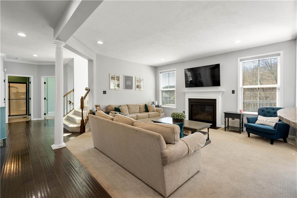 4528 Walnut Ridge Circle McDonald, PA 15057 - Photo 8 of 50