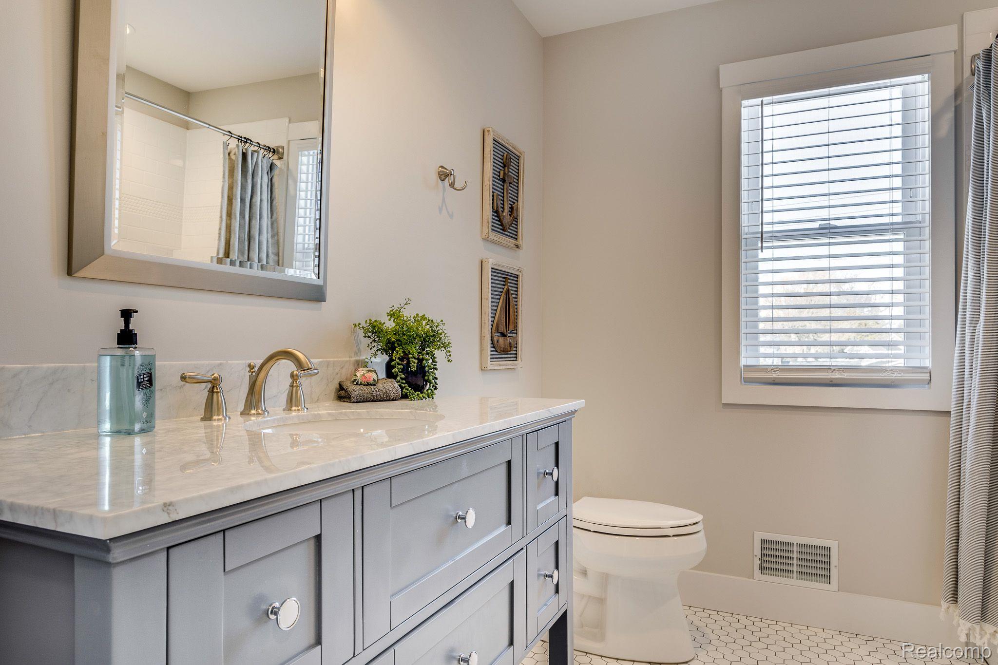 7485 Maplewood Road Lexington, MI 48450 - Photo 18 of 27 Gallery Image 18