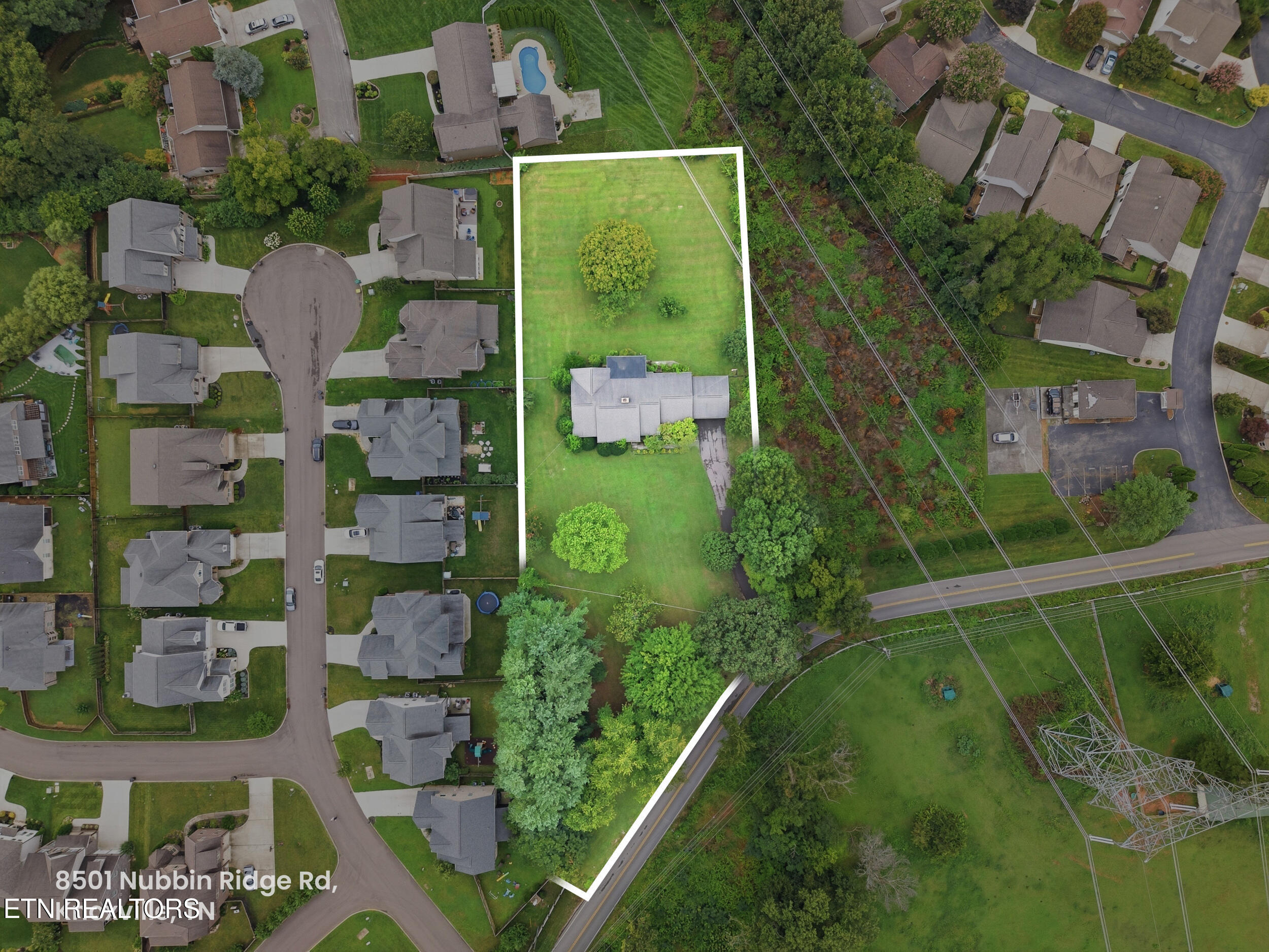 8501 Nubbin Ridge Road Knoxville, TN 37923 - Photo 22 of 57 21_8501 nubbin ridge rd_0053 - property