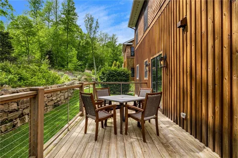 $2,400,000 | 3 Gardenia Drive, Unit M6, Richmond, RI 02898