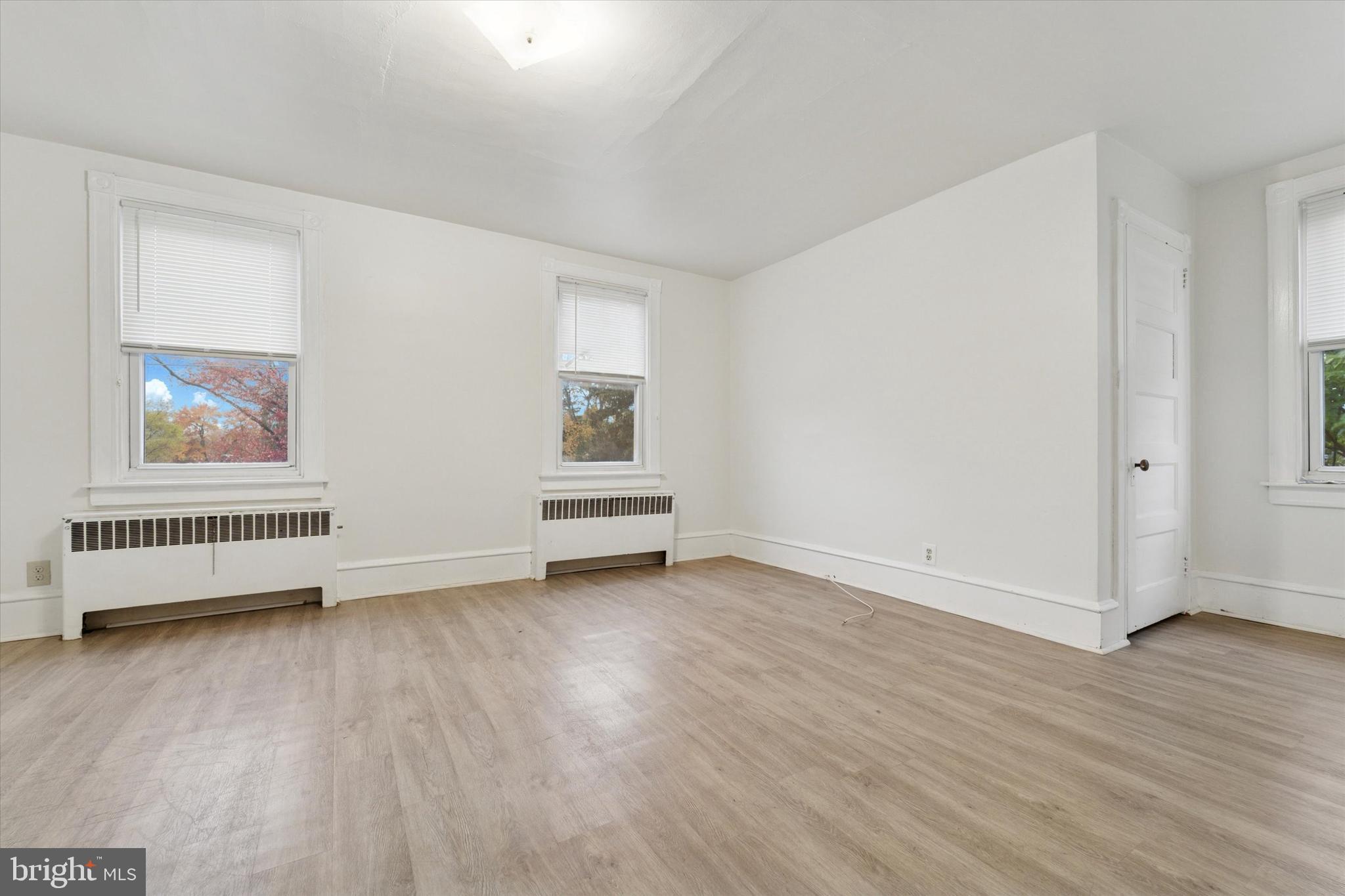 501 West Moreland Road Willow Grove, PA 19090 - Photo 19 of 36 Unit 2 LR