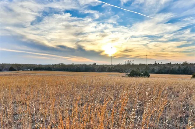 $389,900 | 2834 Cr 3900 N/a Independence Ks 67301 N/a, Independence, KS 67301