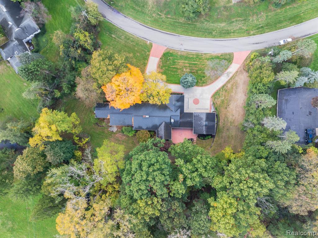 146 Endicott Road Bloomfield Hills, MI 48304 - Photo 2 of 69 Gallery Image 2