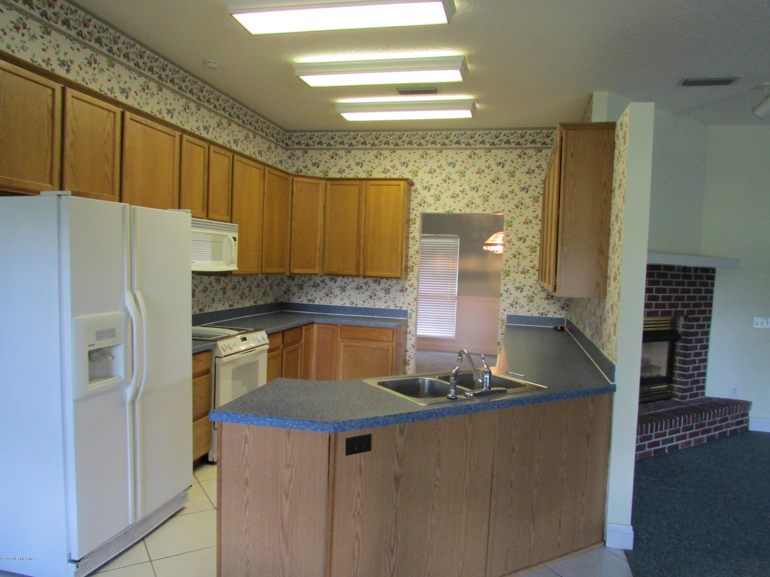 17055 Wells Road Jacksonville, FL 32234 - Photo 14 of 78 Bright Kitchen