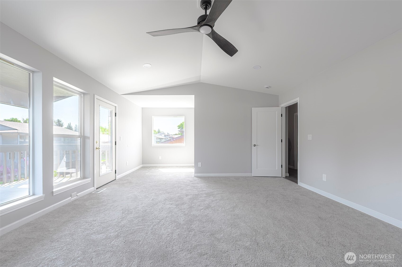 3 Burning Tree Drive, Unit 3 Yakima, WA 98902 - Photo 20 of 32 a view of an empty room with a window