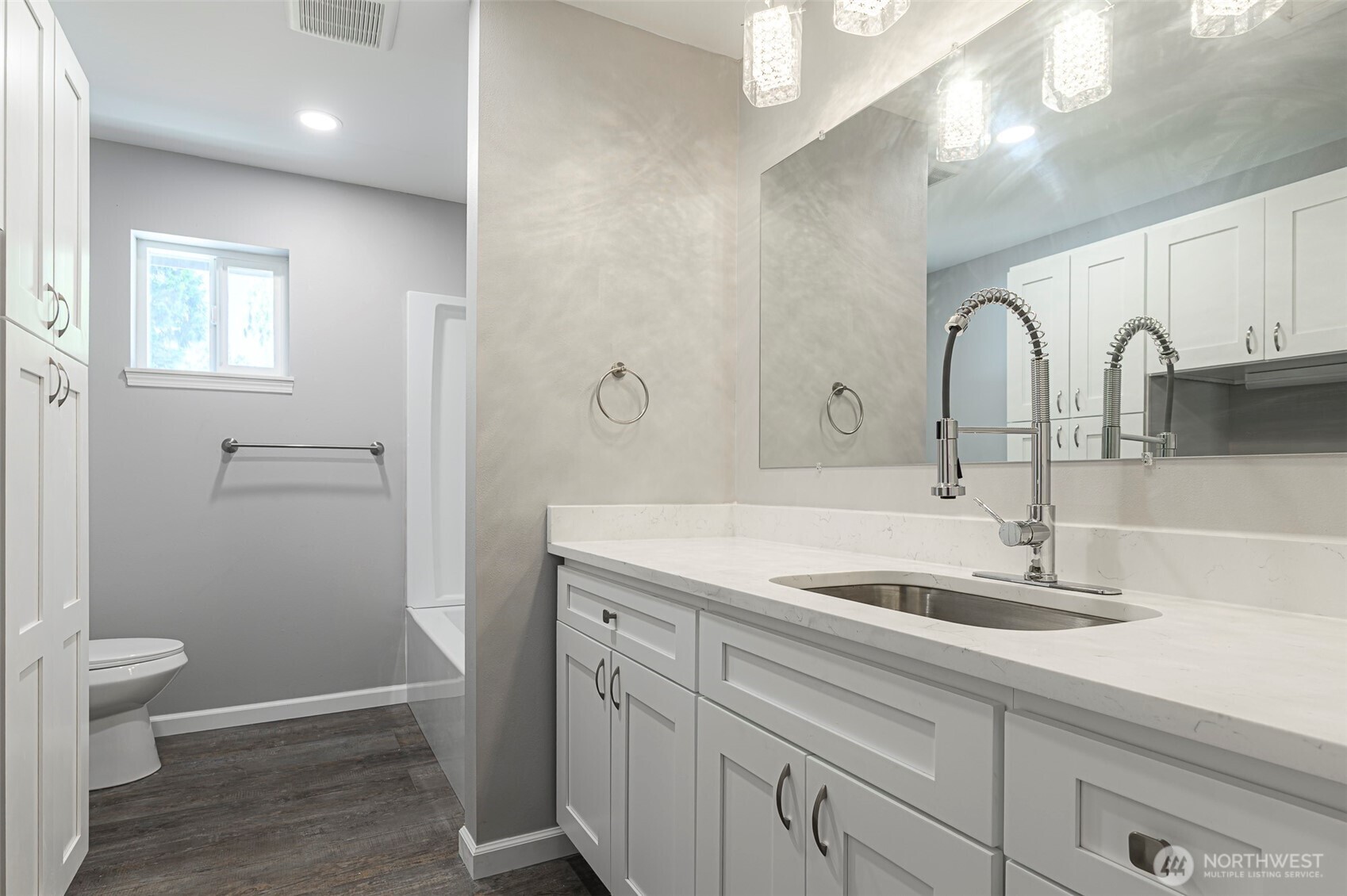 3 Burning Tree Drive, Unit 3 Yakima, WA 98902 - Photo 26 of 32 a bathroom with a sink and a mirror