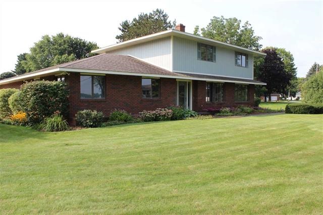 224 Petrie Road Cadillac, MI 49601 - Photo 2 of 50 1808435-1.JPG