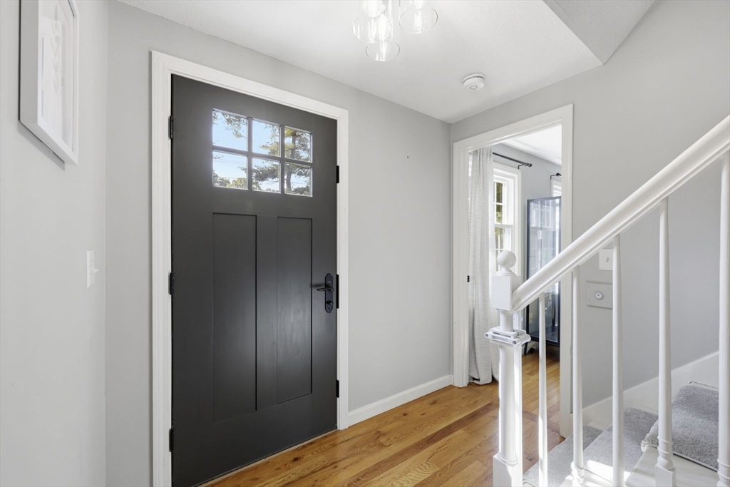 175 Pontoosic Road Westfield, MA 01085 - Photo 7 of 38