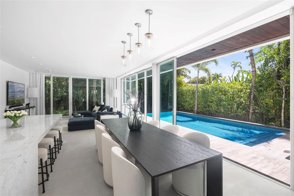 4433 North Bay Road Miami Beach, FL 33140 - Photo 31 of 67