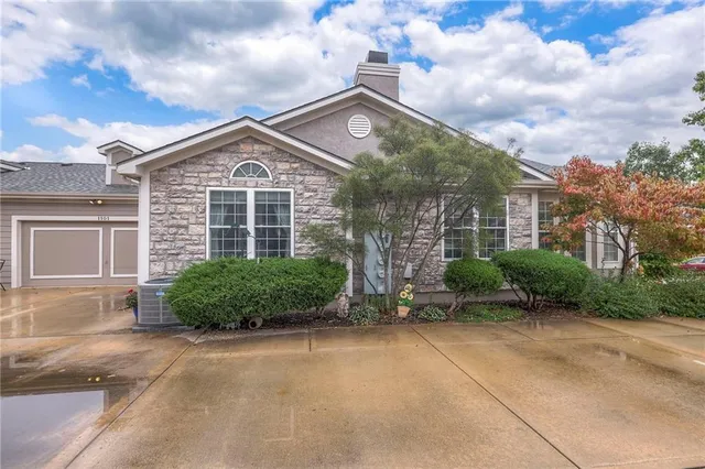 $415,000 | 21702 West 119th Terrace, Unit 1101, Olathe, KS 66061