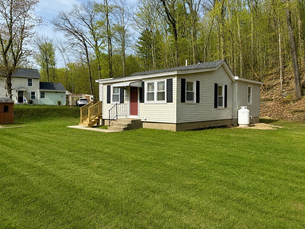 266 Petersham Road Athol, MA 01331 - Photo 1 of 23 Gallery Image 1