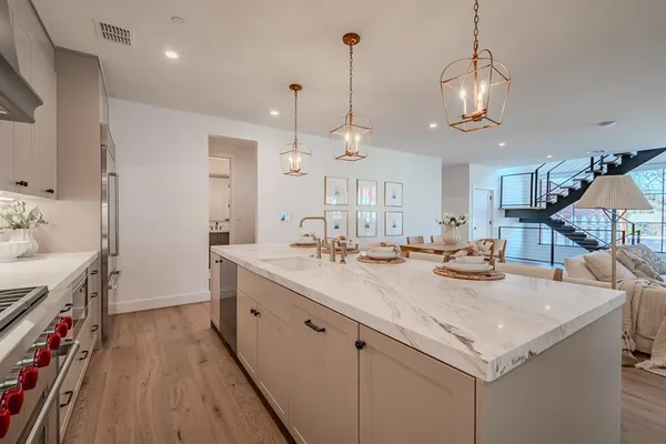 $12,995 | 4114 Emerson Avenue, Unit 5, University Park, TX 75205