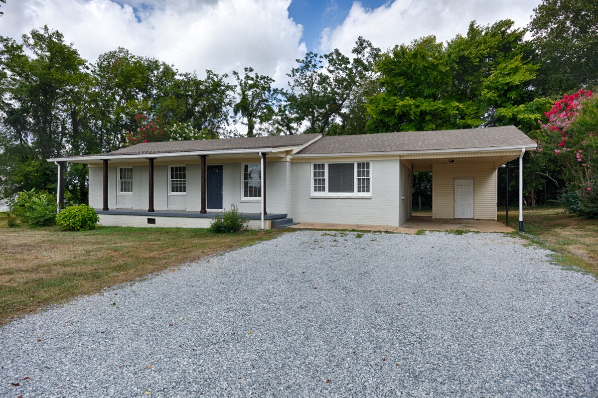 276 Long Road Ardmore, TN 38449 - Photo 4 of 34