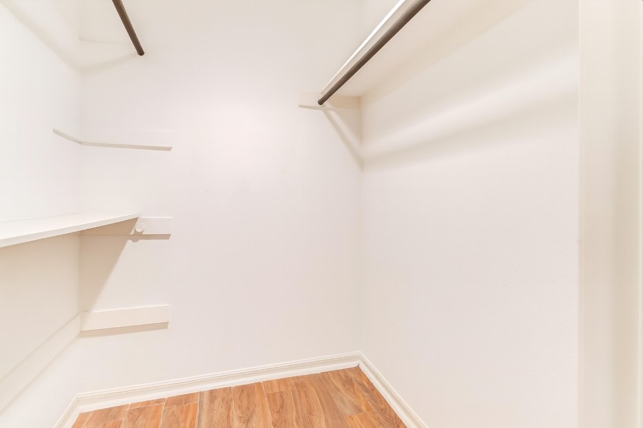 2829 Timmons Lane, Unit 167 Houston, TX 77027 - Photo 11 of 22