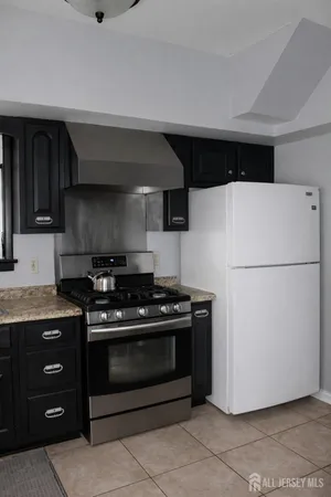 $449,977 | 556 Compton Avenue, Perth Amboy, NJ 08861