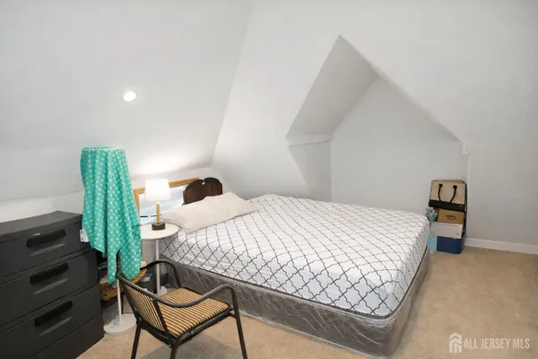 $449,977 | 556 Compton Avenue, Perth Amboy, NJ 08861